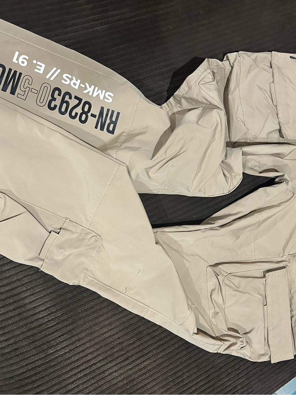 Men's Cargo Pants in Light Beige with Utility Pockets
